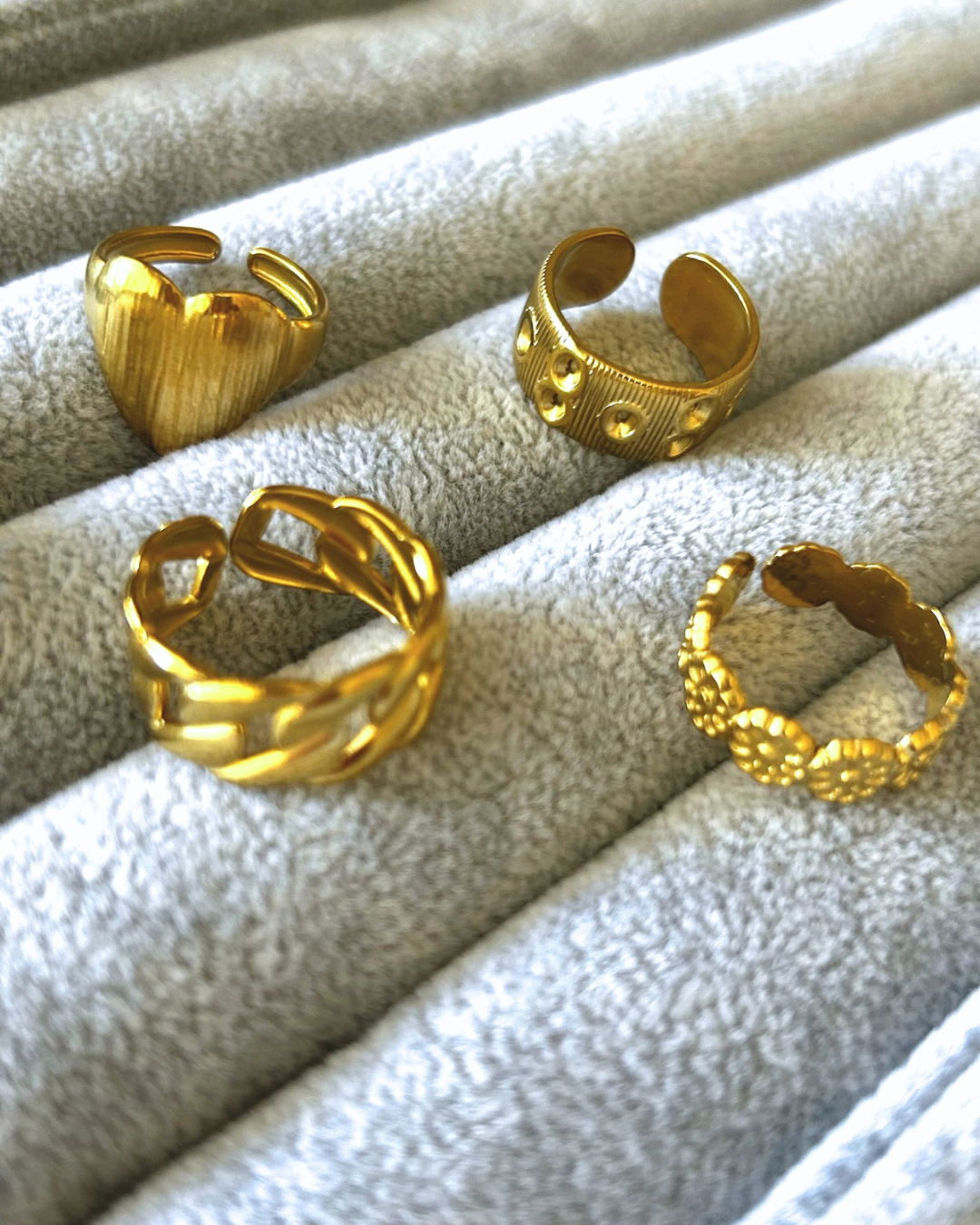 Chunky Heart Ring | Adjustable