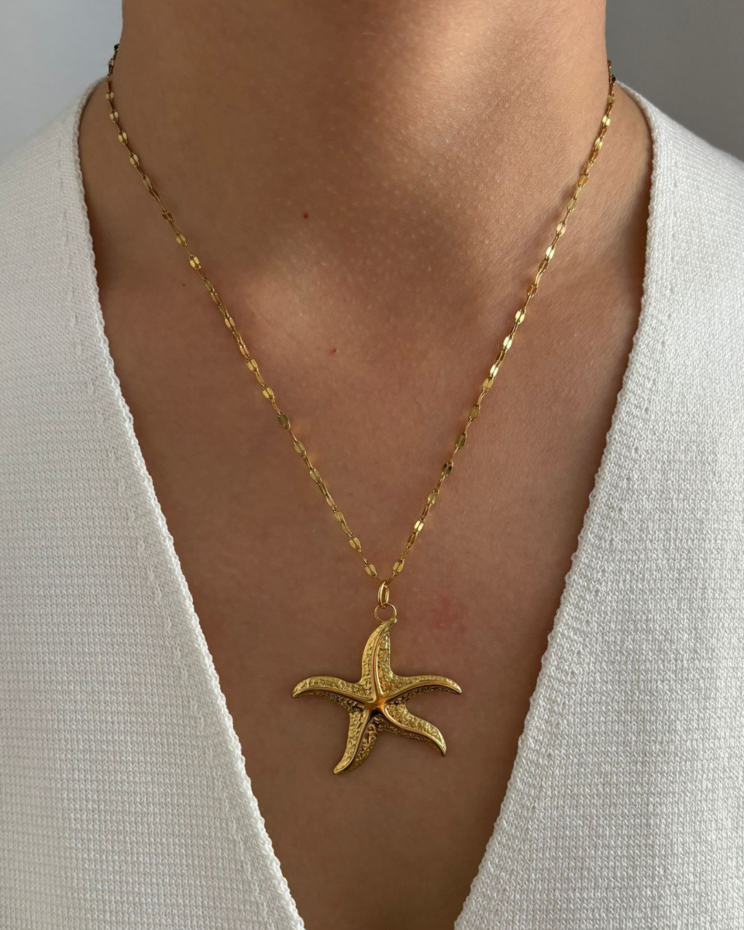 Starfish Pendant Necklace - Waterproof - Tarnish free