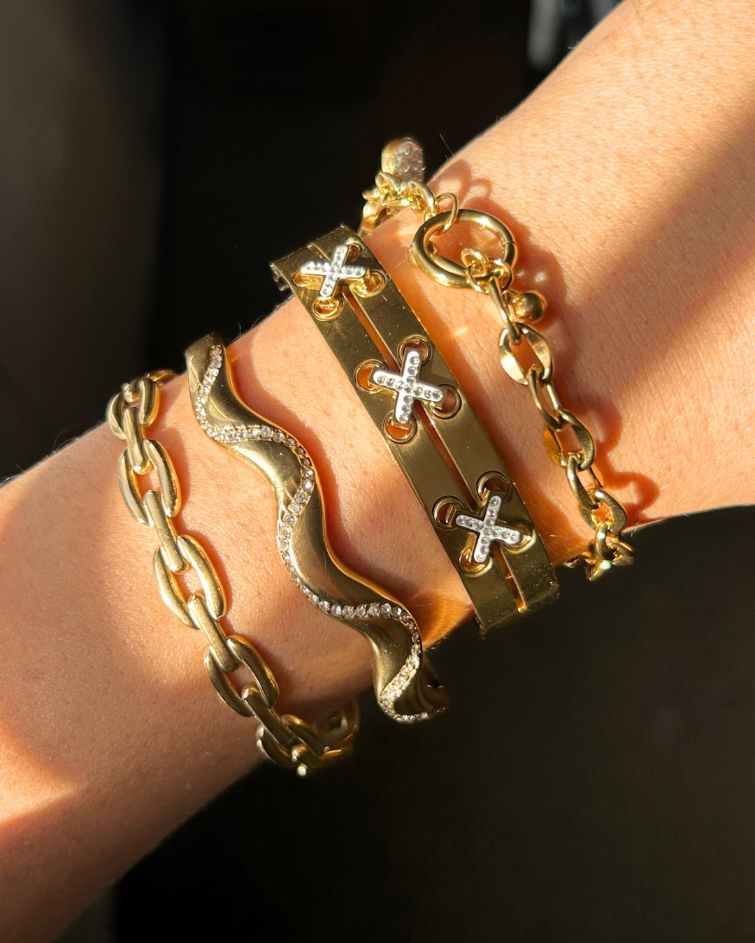 Solé Curve Bangle