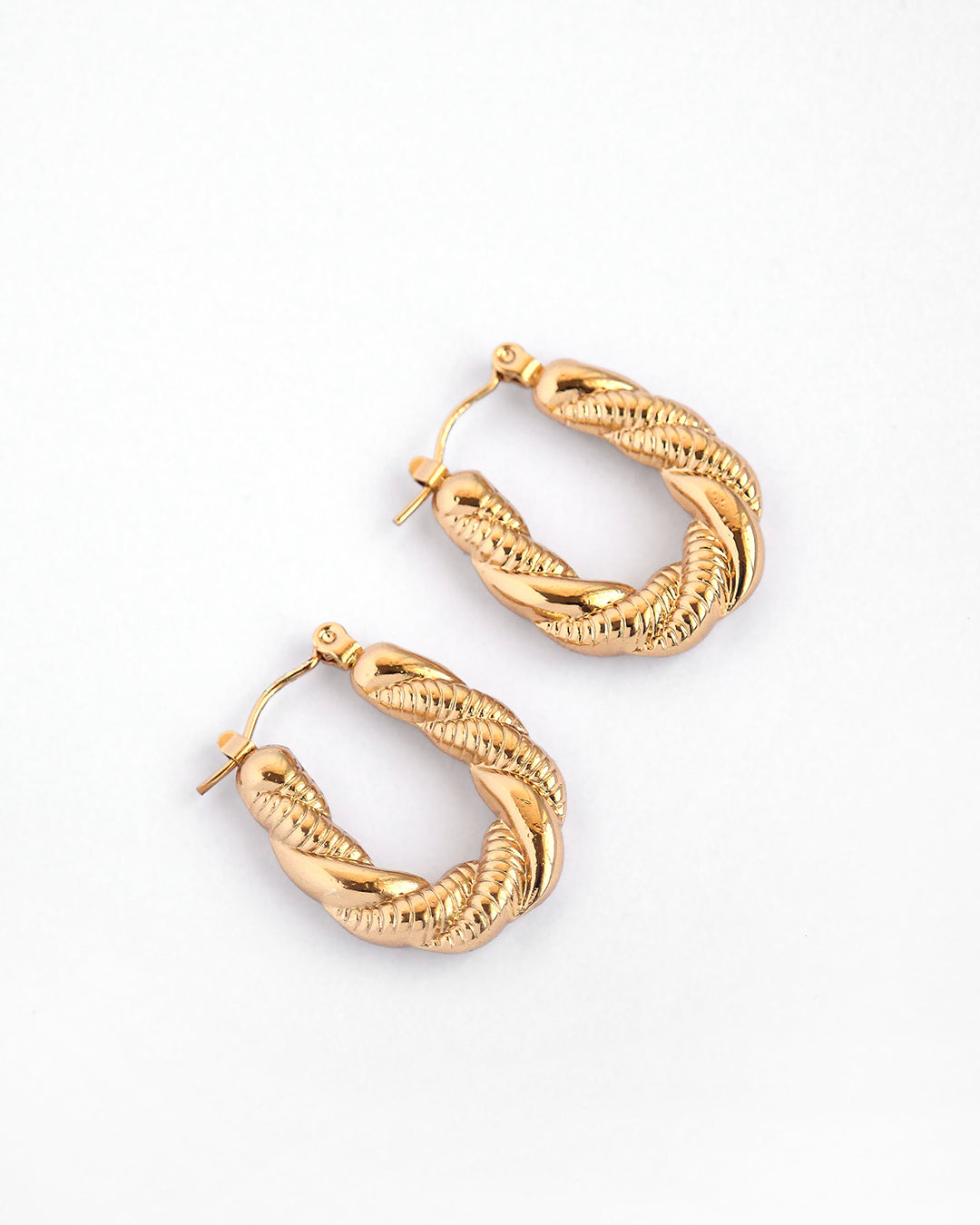 Chelsea Twist Huggies - Waterproof - Tarnish Free